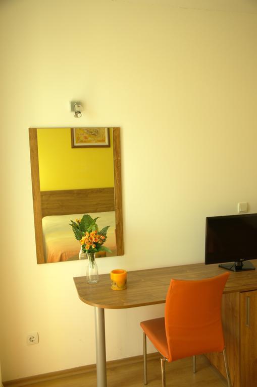 Hotel Sany Primorsko Rum bild