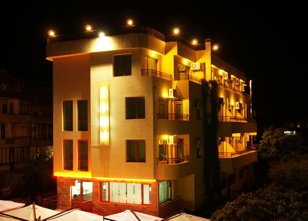 Hotel Sany Primorsko Exteriör bild